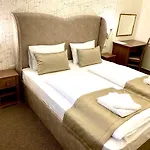 Borostyan Panzio Penzion 4*