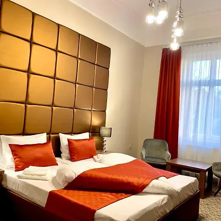 Affittacamere Borostyán Panzió 4*