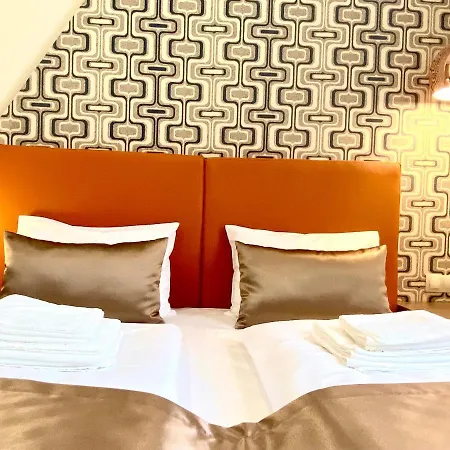 Borostyan Panzio Gasthof 4*