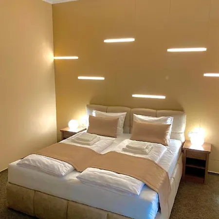 Borostyan Panzio 4* Kaposvár
