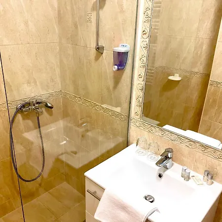 Borostyan Panzio Gasthof